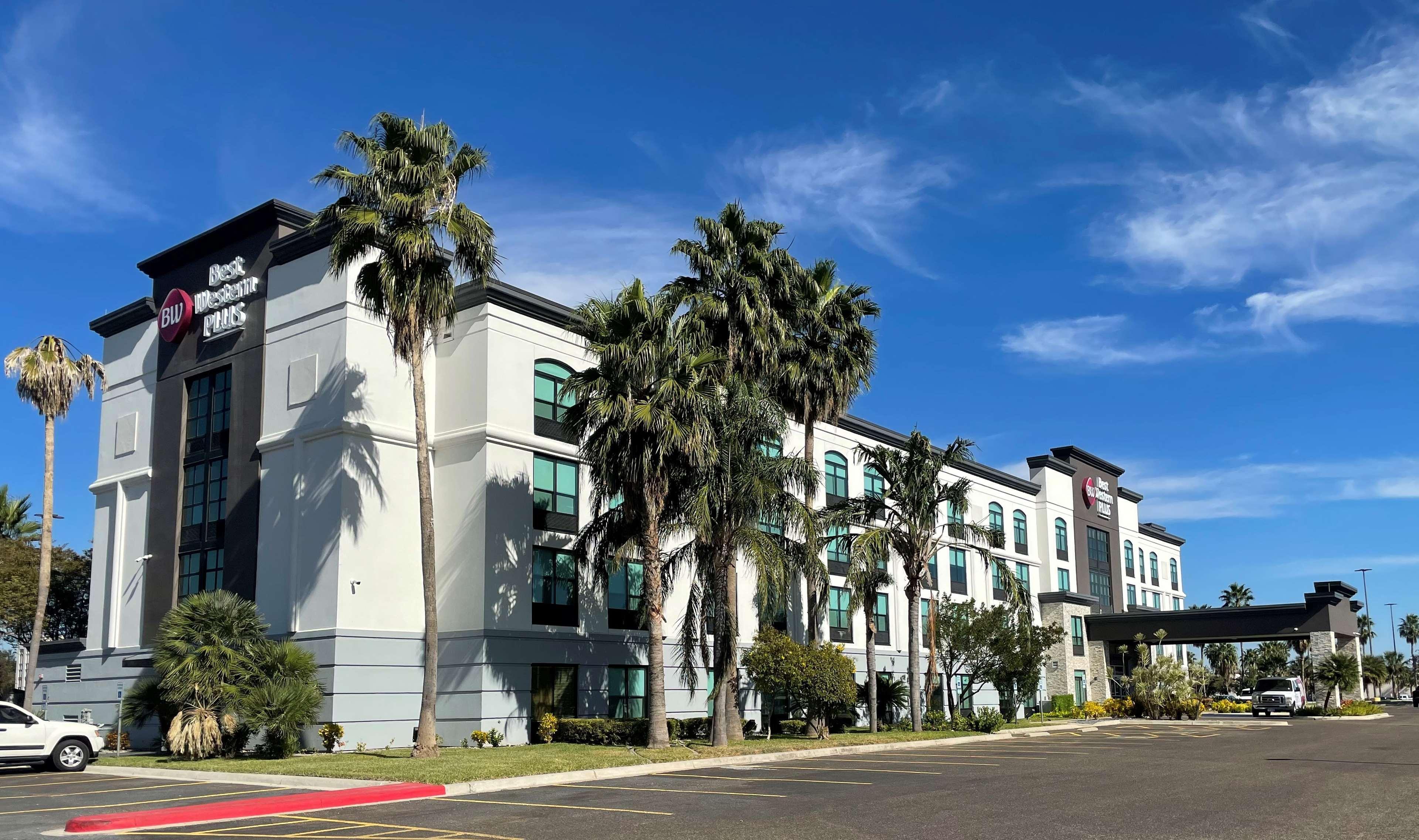 Best Western Plus McAllen Airport Hotel Exterior foto